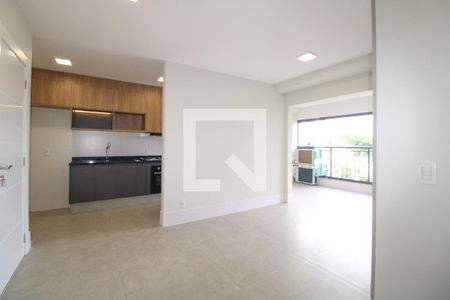 Sala de apartamento para alugar com 2 quartos, 73m² em Nova Campinas, Campinas