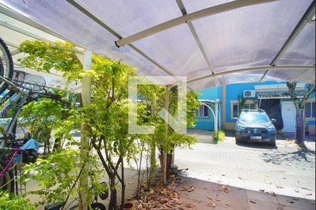 Sala - Vista de casa de condomínio para alugar com 3 quartos, 104m² em Humaitá, Porto Alegre