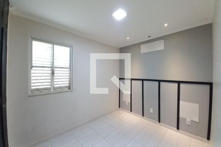 Quarto 1  de apartamento à venda com 2 quartos, 75m² em Jardim Baroneza, Campinas