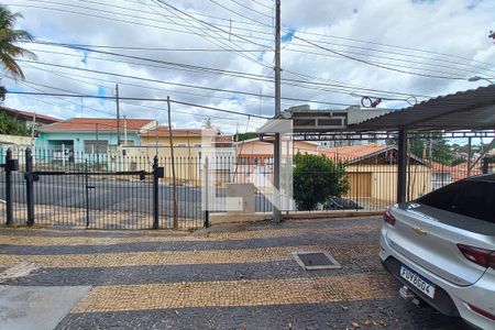 Vista da Sala  de apartamento à venda com 2 quartos, 75m² em Jardim Baroneza, Campinas