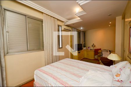 Apartamento para alugar com 290m², 5 quartos e 4 vagas Apartamento para alugar com 290m², 5 quartos e 4 vagasQuarto2/ suite