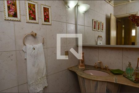 Apartamento para alugar com 290m², 5 quartos e 4 vagas Apartamento para alugar com 290m², 5 quartos e 4 vagasBanheiro social