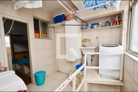 Apartamento para alugar com 290m², 5 quartos e 4 vagas Apartamento para alugar com 290m², 5 quartos e 4 vagasArea serviço