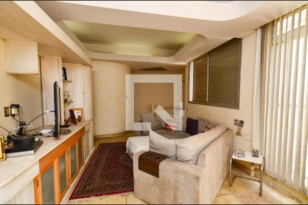 Apartamento para alugar com 290m², 5 quartos e 4 vagas Apartamento para alugar com 290m², 5 quartos e 4 vagasSala 2º piso