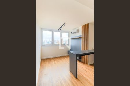 Sala de apartamento para alugar com 2 quartos, 48m² em Vila Sao Francisco (zona Sul), São Paulo