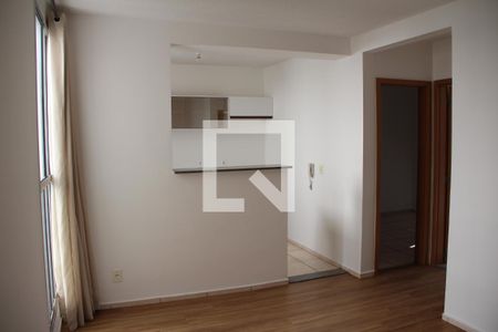 Sala de apartamento para alugar com 2 quartos, 49m² em Califórnia, Contagem