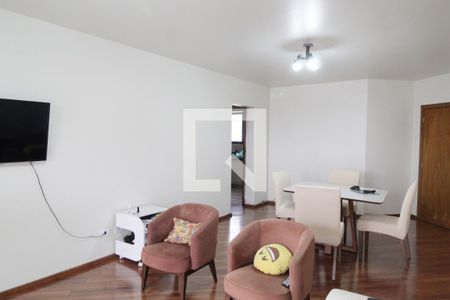 Sala de apartamento para alugar com 3 quartos, 122m² em Osvaldo Rezende, Uberlândia