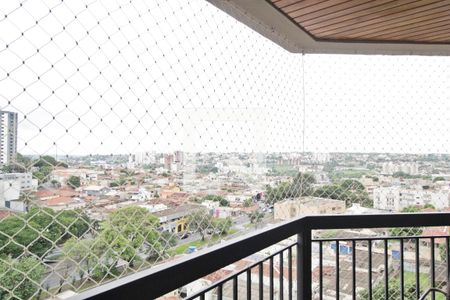 Sacada de apartamento para alugar com 3 quartos, 122m² em Osvaldo Rezende, Uberlândia