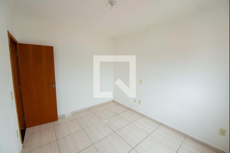 Quarto de apartamento para alugar com 2 quartos, 66m² em Jardim Maria Augusta, Taubaté