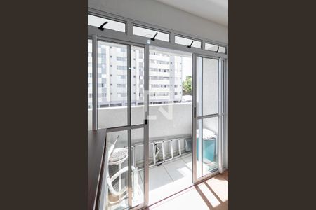 Varanda da sala de apartamento à venda com 2 quartos, 54m² em Jardim Riacho das Pedras, Contagem