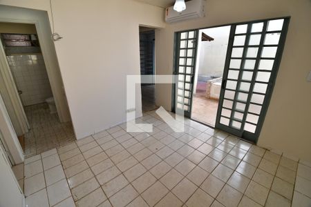 Sala de casa para alugar com 1 quarto, 200m² em Vila Miguel Vicente Cury, Campinas