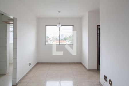 Sala de apartamento para alugar com 2 quartos, 56m² em Planalto, Belo Horizonte