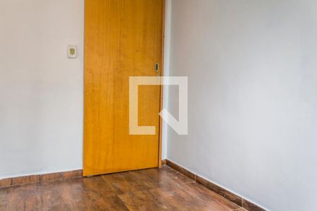 Quarto 1 de apartamento para alugar com 2 quartos, 52m² em Conjunto Habitacional Presidente Castelo Branco, Carapicuíba