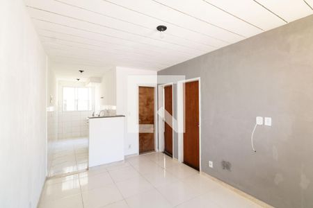 Sala de apartamento para alugar com 2 quartos, 51m² em Inhoaíba, Rio de Janeiro