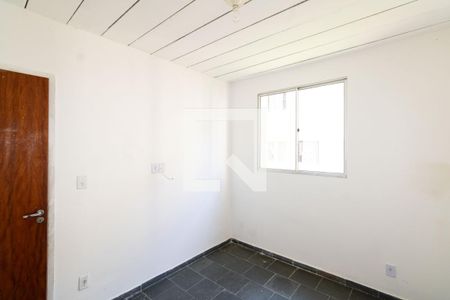 Quarto 2 de apartamento para alugar com 2 quartos, 51m² em Inhoaíba, Rio de Janeiro