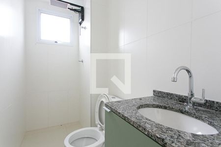 Banheiro de apartamento para alugar com 1 quarto, 41m² em Vila Nova Manchester, São Paulo