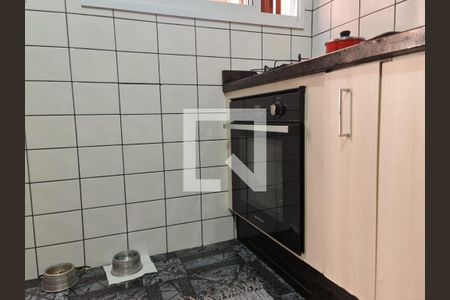 Casa à venda com 110m², 3 quartos e 2 vagas Casa à venda com 110m², 3 quartos e 2 vagasCozinha