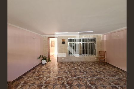 Casa à venda com 110m², 3 quartos e 2 vagas Casa à venda com 110m², 3 quartos e 2 vagasGaragem