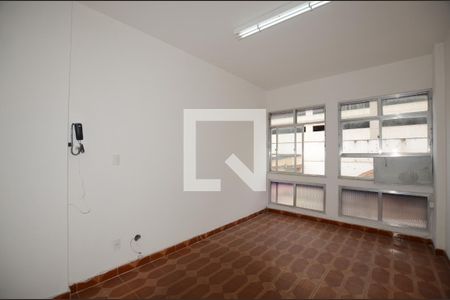 Sala/Quarto de apartamento para alugar com 1 quarto, 22m² em Madureira, Rio de Janeiro