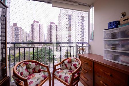 Sala  de apartamento à venda com 3 quartos, 63m² em Jardim Celeste, São Paulo