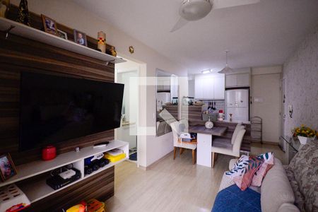 Sala  de apartamento à venda com 3 quartos, 63m² em Jardim Celeste, São Paulo