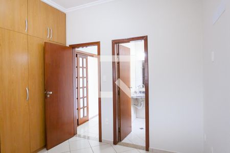 suite de casa para alugar com 3 quartos, 180m² em Tres Barras, Contagem