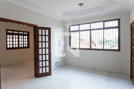 Sala de Jantar de casa para alugar com 3 quartos, 180m² em Tres Barras, Contagem