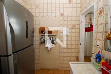 Apartamento à venda com 2 quartos, 77m² em Sagrada Família, Belo Horizonte