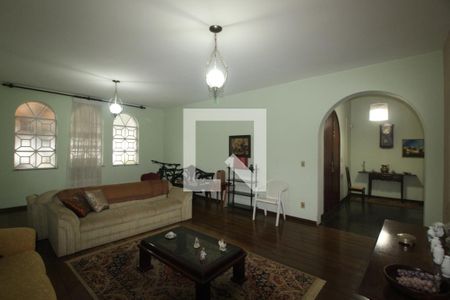 Sala de casa à venda com 4 quartos, 340m² em Sion, Belo Horizonte