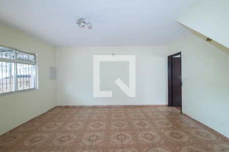 Sala  de casa para alugar com 3 quartos, 180m² em Vila Nivi, São Paulo