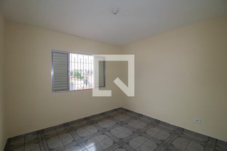 Quarto 2 de casa para alugar com 3 quartos, 180m² em Vila Nivi, São Paulo