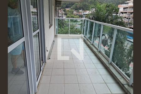 Apartamento à venda com 3 quartos, 87m² em Itaipu, Niterói