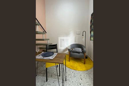 Sala de kitnet/studio para alugar com 1 quarto, 24m² em Vila do Conde, Barueri