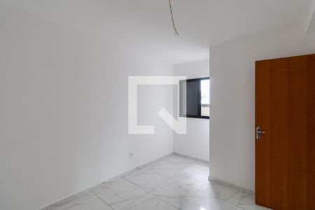 Quarto 2 de apartamento para alugar com 2 quartos, 38m² em Itaquera, São Paulo