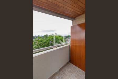 Sacada de apartamento para alugar com 3 quartos, 74m² em Quitaúna, Osasco