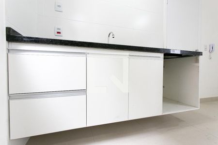 Cozinha de kitnet/studio para alugar com 1 quarto, 18m² em Cidade Mãe do Céu, São Paulo