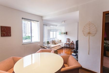 Sala de apartamento à venda com 2 quartos, 85m² em Sion, Belo Horizonte