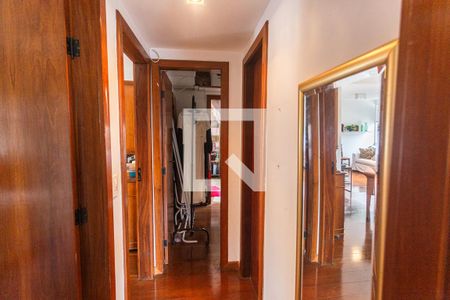 Corredor de apartamento à venda com 2 quartos, 85m² em Sion, Belo Horizonte