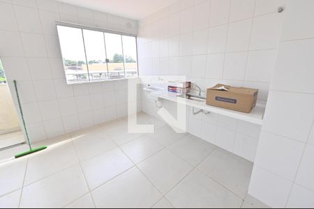 Cozinha e Área de Serviço de apartamento para alugar com 2 quartos, 68m² em Jardim Presidente, Aparecida de Goiânia