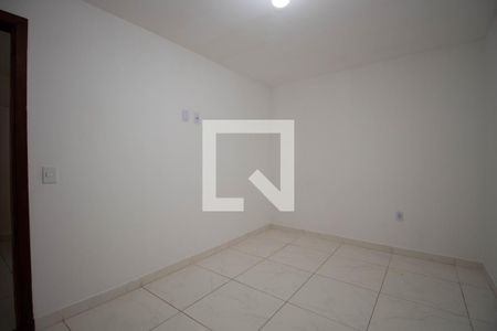 Quarto 2 de apartamento para alugar com 2 quartos, 45m² em Colônia Agrícola Sucupira, Brasília