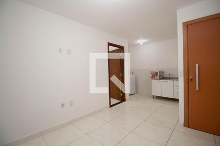 Sala de apartamento para alugar com 2 quartos, 45m² em Colônia Agrícola Sucupira, Brasília