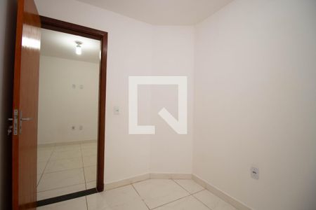 Quarto 1 de apartamento para alugar com 2 quartos, 45m² em Colônia Agrícola Sucupira, Brasília