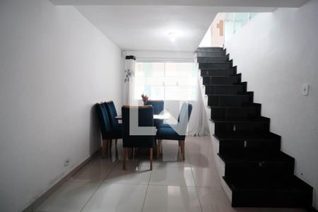 Sala/Cozinha de casa à venda com 5 quartos, 130m² em Parque Cisper, São Paulo