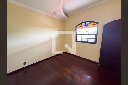 Quarto 1 de casa para alugar com 3 quartos, 150m² em Tirol, Contagem