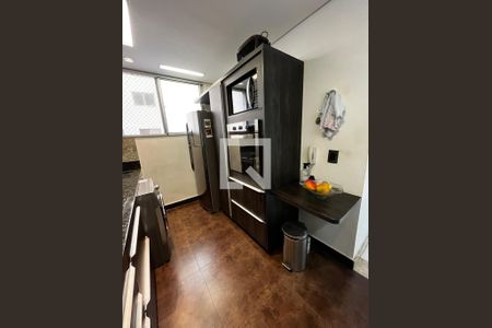 Apartamento à venda com 3 quartos, 80m² em Castelo, Belo Horizonte