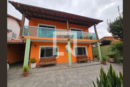 Casa à venda com 5 quartos, 267m² em Maravista, Niterói