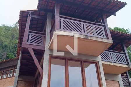 Casa à venda com 583m², 4 quartos e 2 vagas