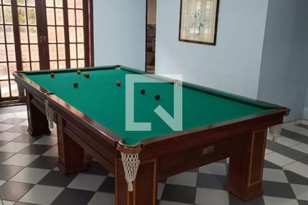 Casa à venda com 583m², 4 quartos e 2 vagas