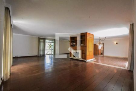 Casa para alugar com 4 quartos, 635m² em Jardim Marajoara, São Paulo