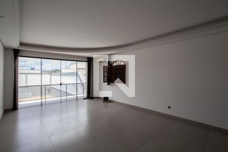 Sala 3 de casa para alugar com 3 quartos, 600m² em Santa Terezinha, Belo Horizonte